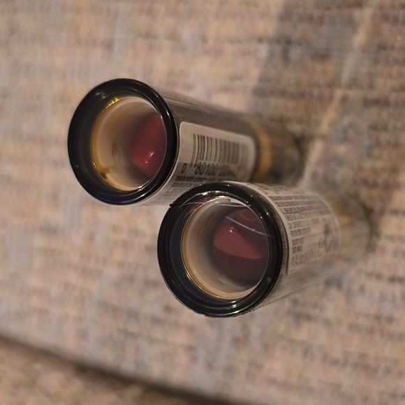 REVLON BRAND WOMEN'S SUPER LUSTROUS LIPSTICK BUNDLE OF 2 - Picture 4 of 6